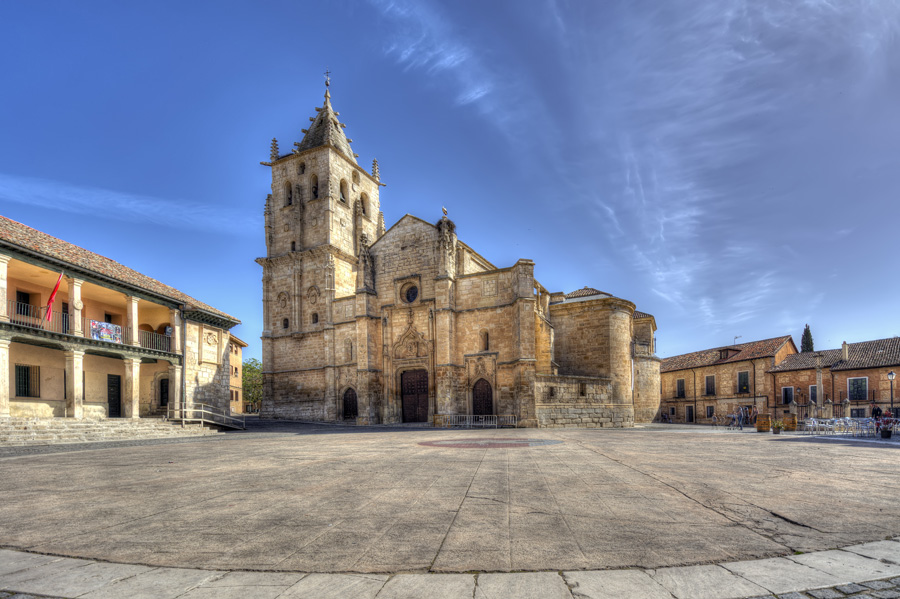 Nuestra Plaza Mayor como ejemplo de la arquitectura popular castellana