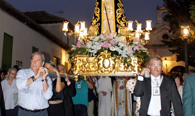 Procesión de la Virgen Nuestra Señora de la Soledad