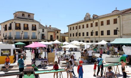 Desde las 11 horas, estamos celebrando en la Plaza Mayor de Torrelaguna la II Feria Tradicional de San Isidro