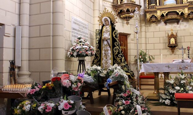 Ofrenda Floral, Misa Mayor y procesión en honor de nuestra Patrona, la Virgen de la Soledad