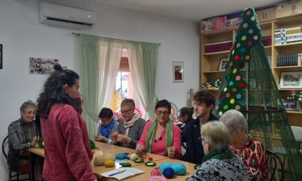 El programa Ahora o Nunca de La 1 graba un reportaje protagonizado por las mujeres de la Asociación del Hogar del Jubilado de Santa María Magdalena