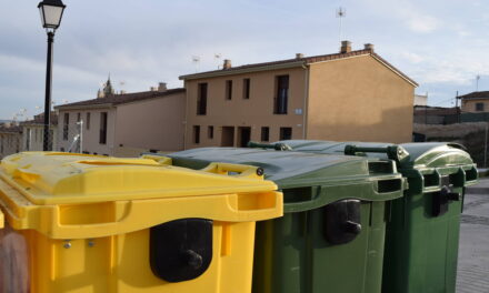 Contenedores de basura en la calle Jesús Bal y Gay