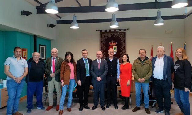 Reunión con el delegado del Gobierno en Madrid