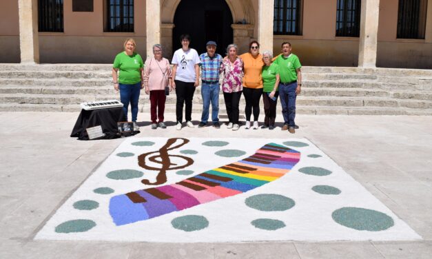 Los alfombristas de Torrelaguna rinden homenaje a Beethoven
